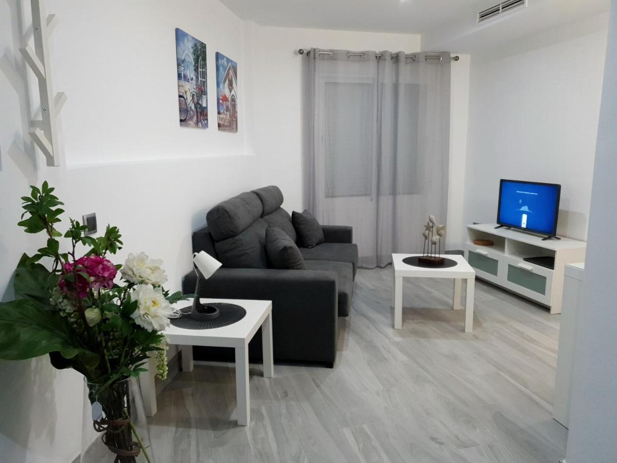 Apartamentos Gran Plaza De נרחה מראה חיצוני תמונה