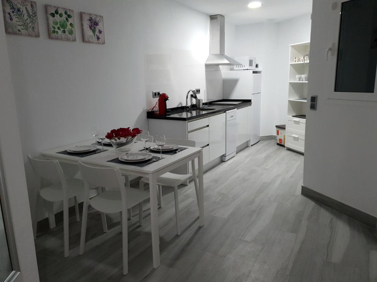 Apartamentos Gran Plaza De נרחה מראה חיצוני תמונה