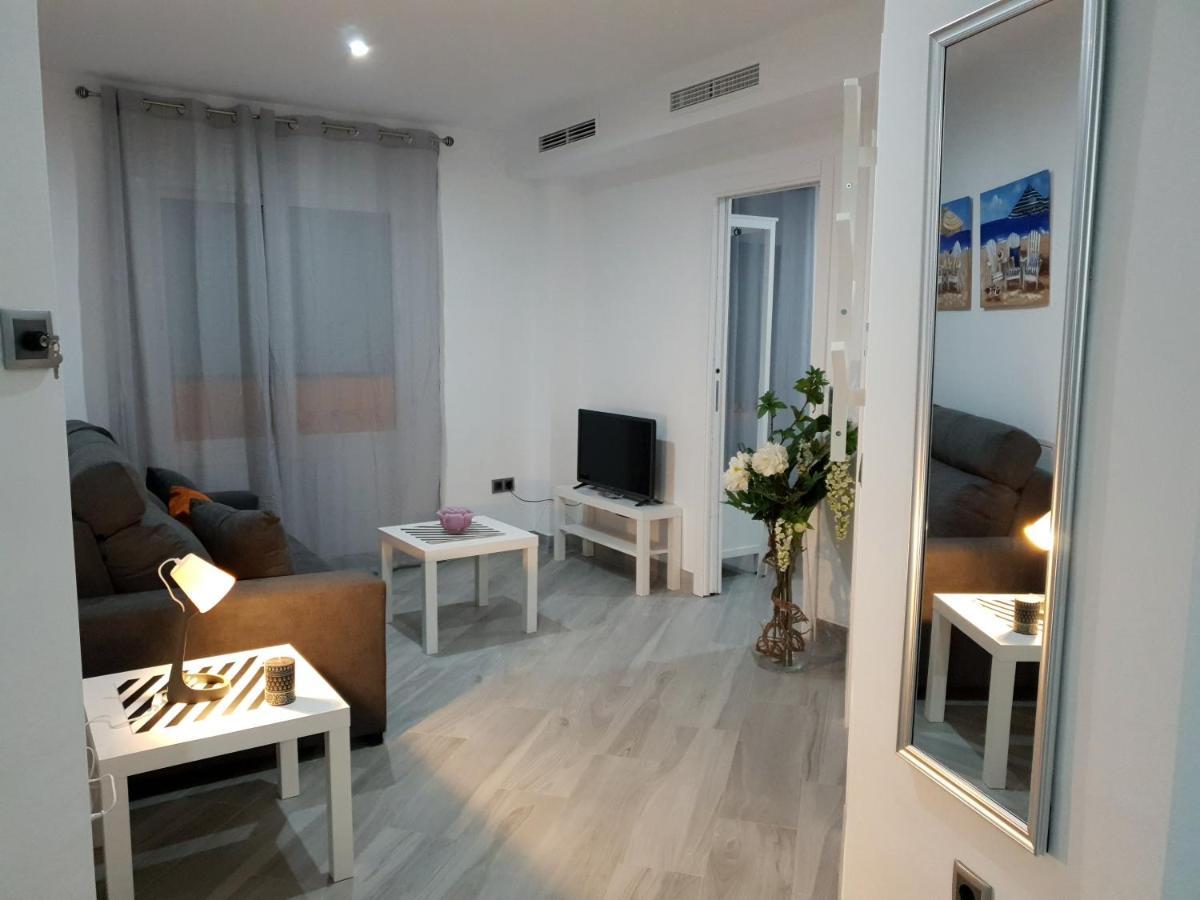 Apartamentos Gran Plaza De נרחה מראה חיצוני תמונה