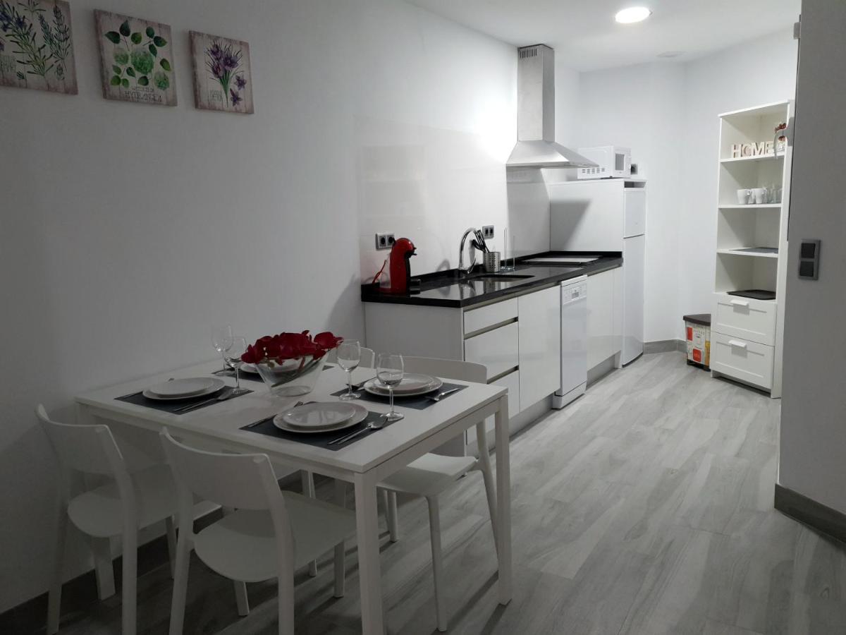 Apartamentos Gran Plaza De נרחה מראה חיצוני תמונה