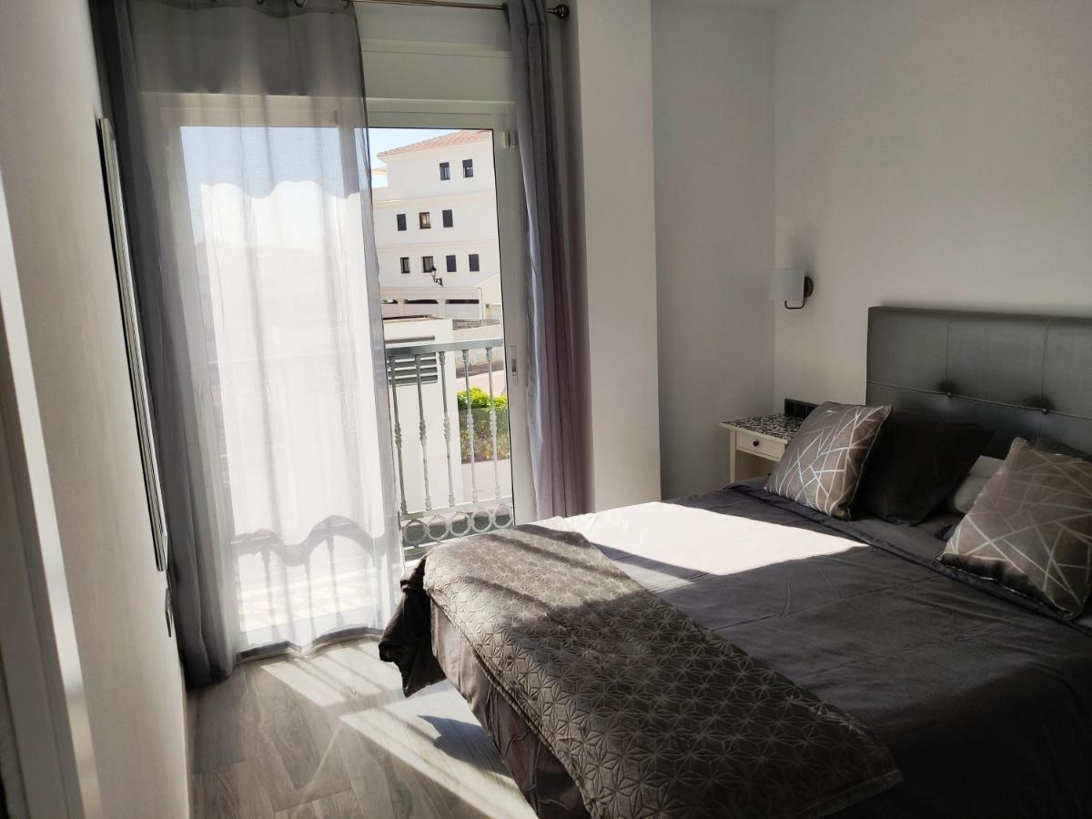 Apartamentos Gran Plaza De נרחה מראה חיצוני תמונה