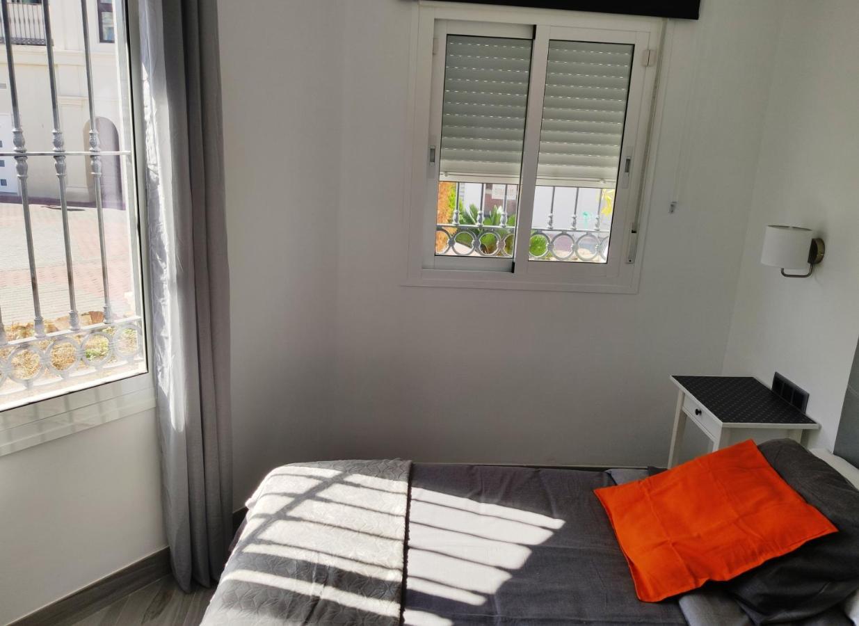 Apartamentos Gran Plaza De נרחה מראה חיצוני תמונה